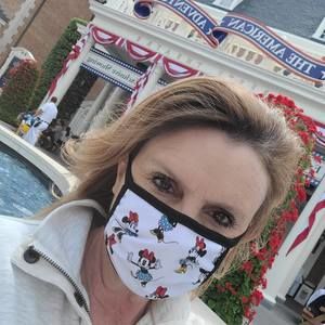 Meet your Posher, Michelle